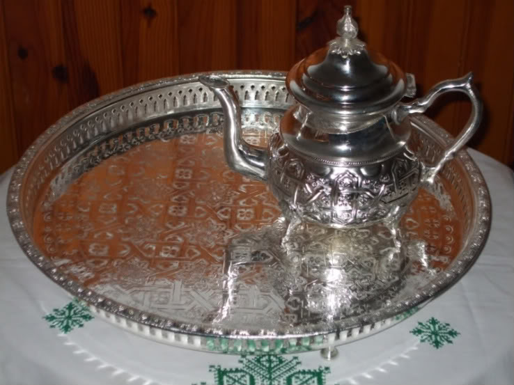 مدونات أم أيمن: Moroccan tea glass